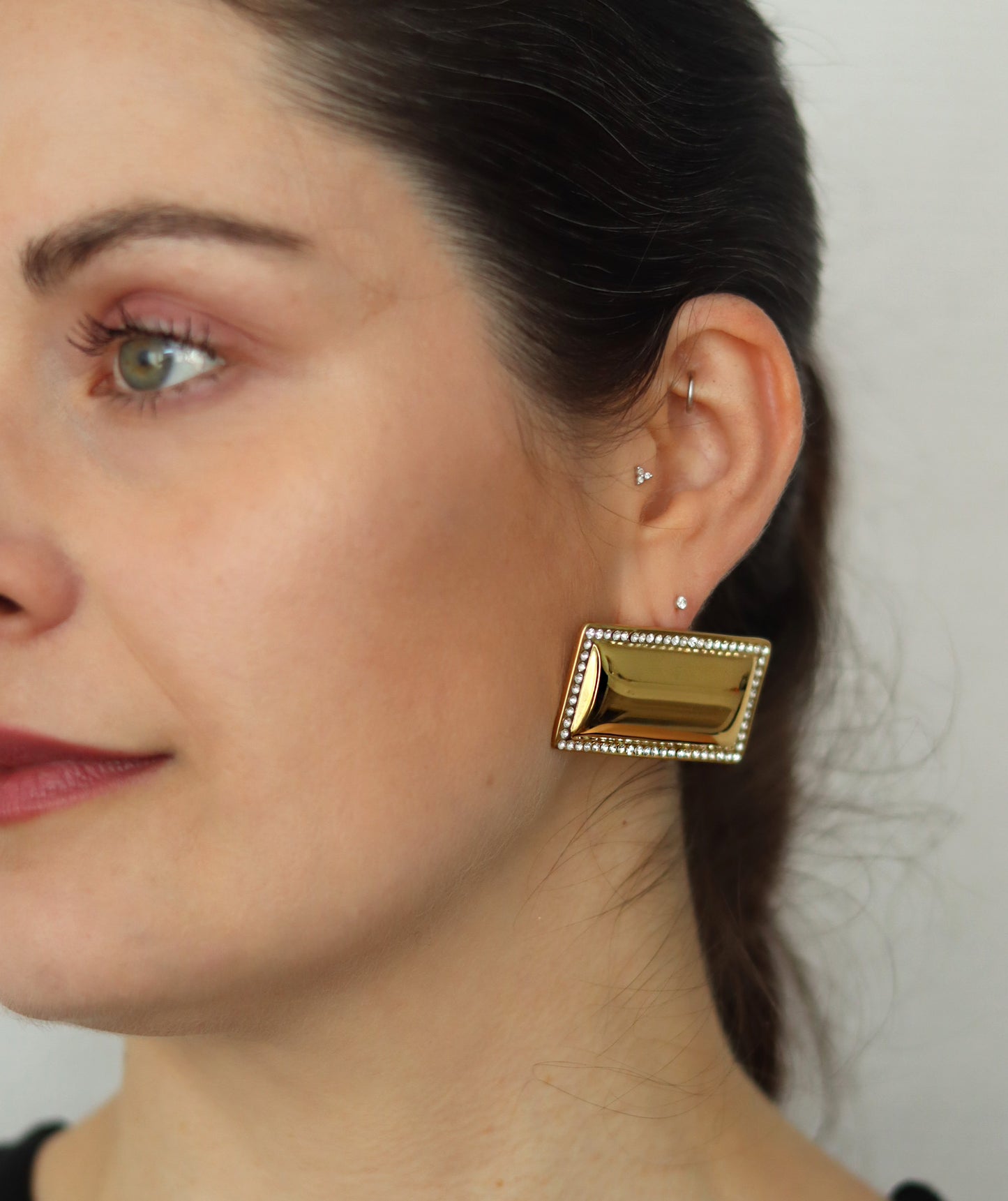 Rectangle Earring With Stones