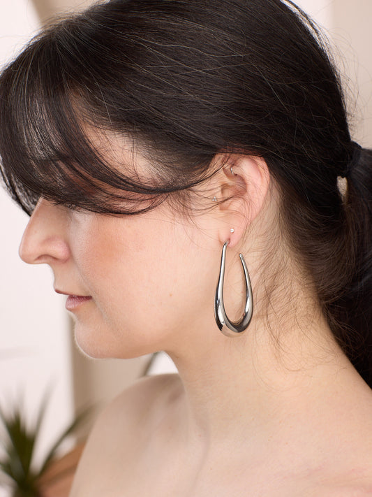 Liquid Curve Hoop Earrings