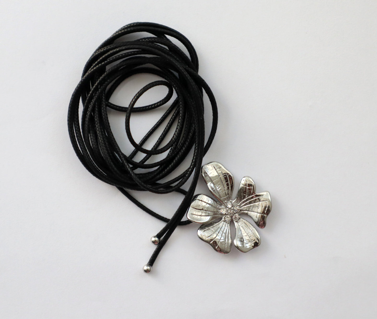 Flower Pendant Cord Necklace