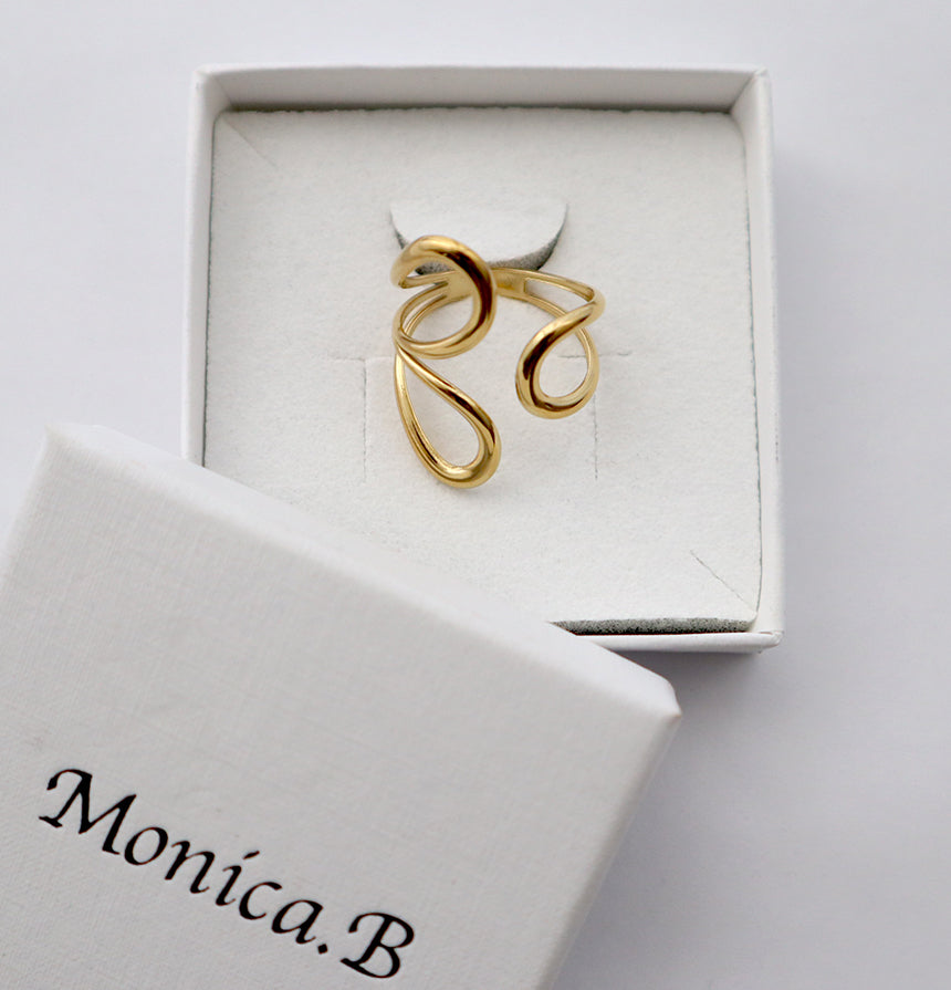 Aurielle Curve Ring