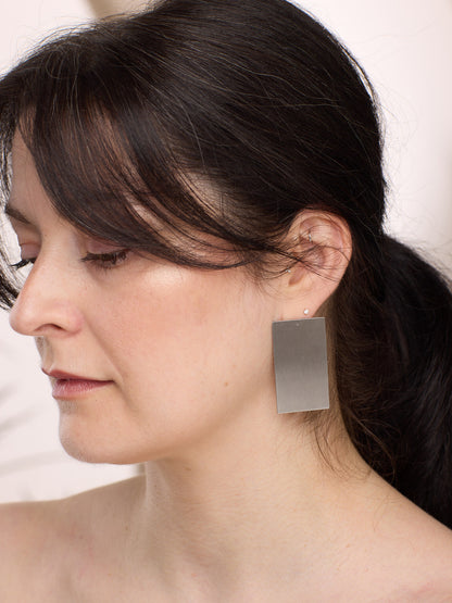 Edge Rectangle Earrings