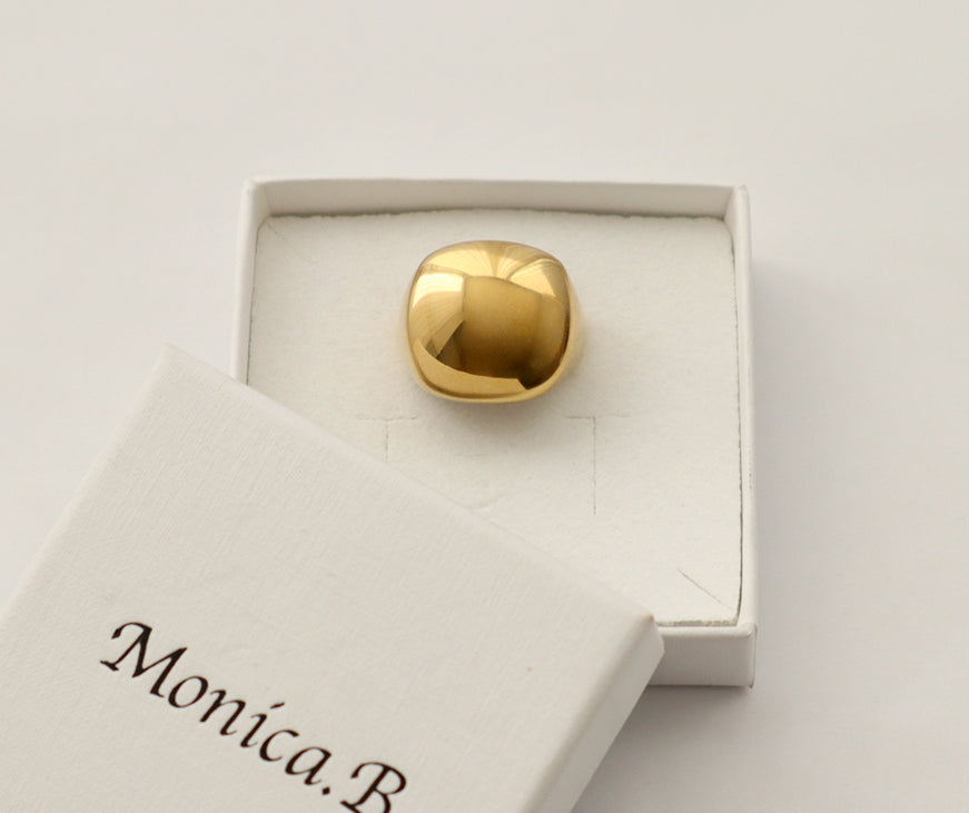Solara Bold Gold Dome Ring