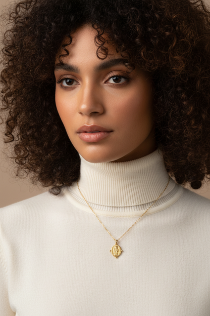 Embossed Goddess Singlet Pendant with figure detail