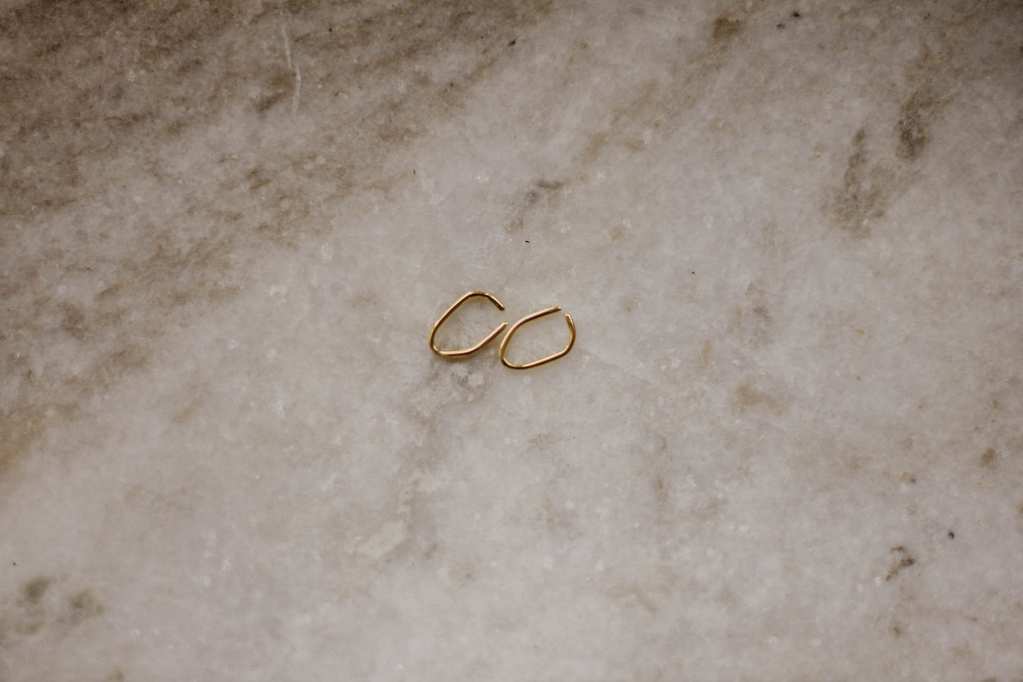 Fenyw Ear Cuffs